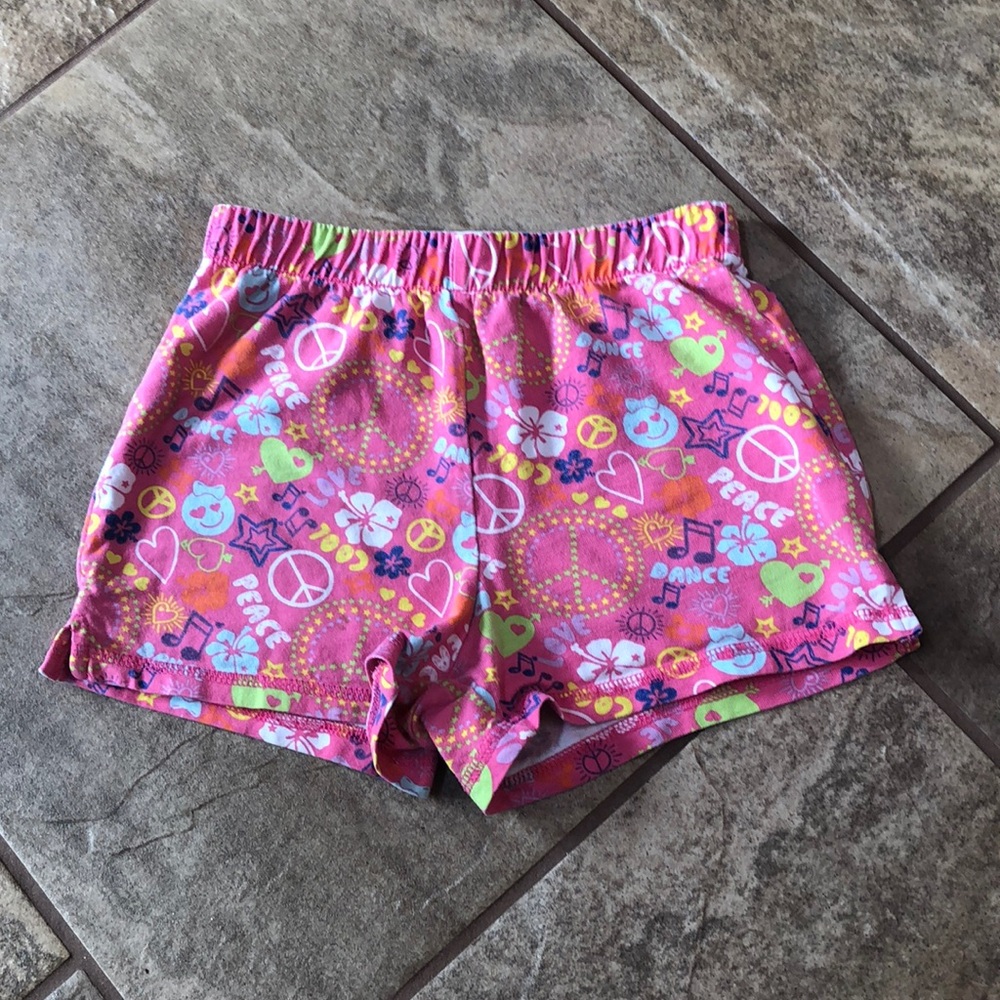 + THE CHILDREN’S PLACE + Peace Sign Shorts